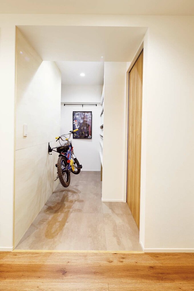 土間風の玄関収納