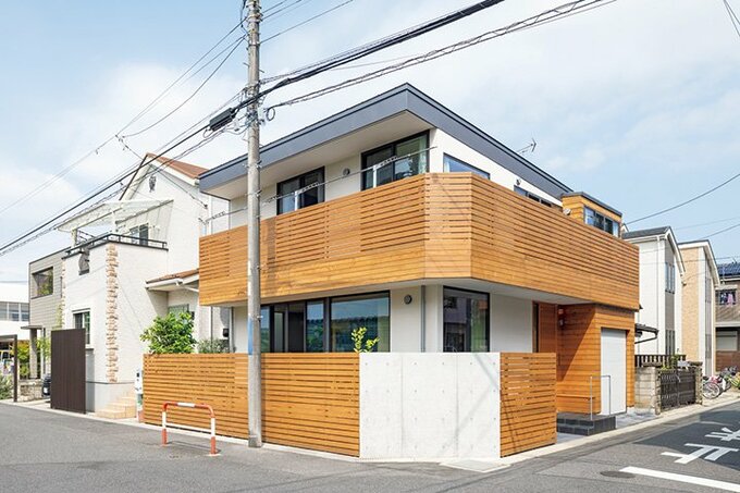 東南の角地に建つ山本さんの家