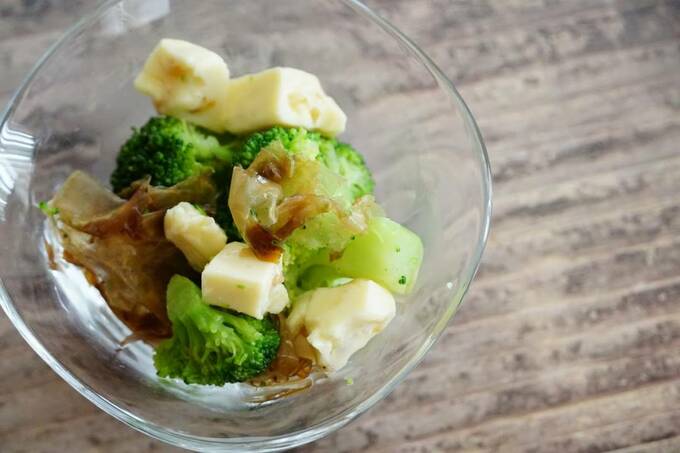 ブロッコリーのサラダ