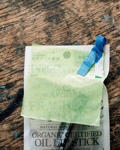 小さなハギレはラッピングに大活躍