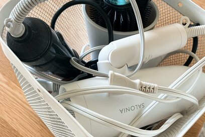 ドライヤーのコードは「まとめない」。50代・元祖節約主婦がやってよかった洗面所の工夫3つ