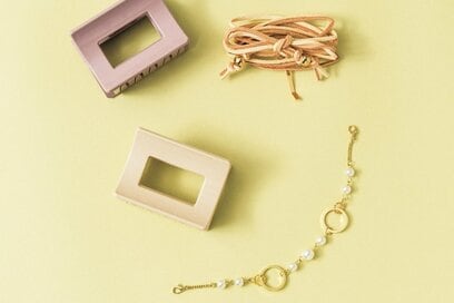 ダイソー「クッションシート」で貼るだけのDIY。簡単に模様替えができる