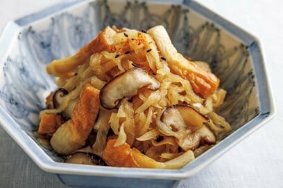 笠原将弘さん流・材料3つで簡単にできる絶品レシピ。ちくわのうま味を感じる、切り干し大根の副菜