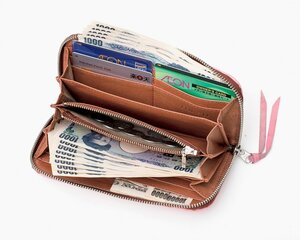 秘密はお金のしまい方にありました!貯めてる人の財布を拝見