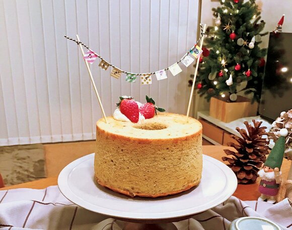 シンプルなシフォンケーキをアレンジして楽しむ！