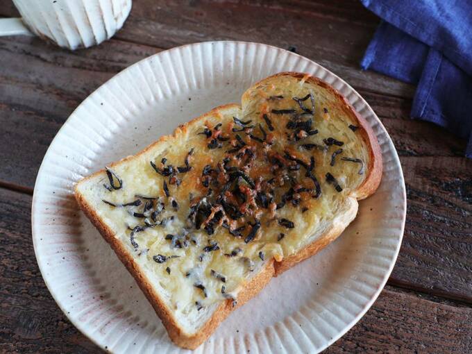塩昆布の和風トースト