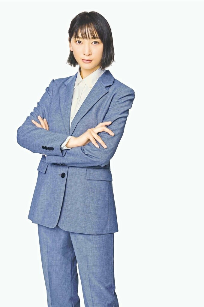 女性