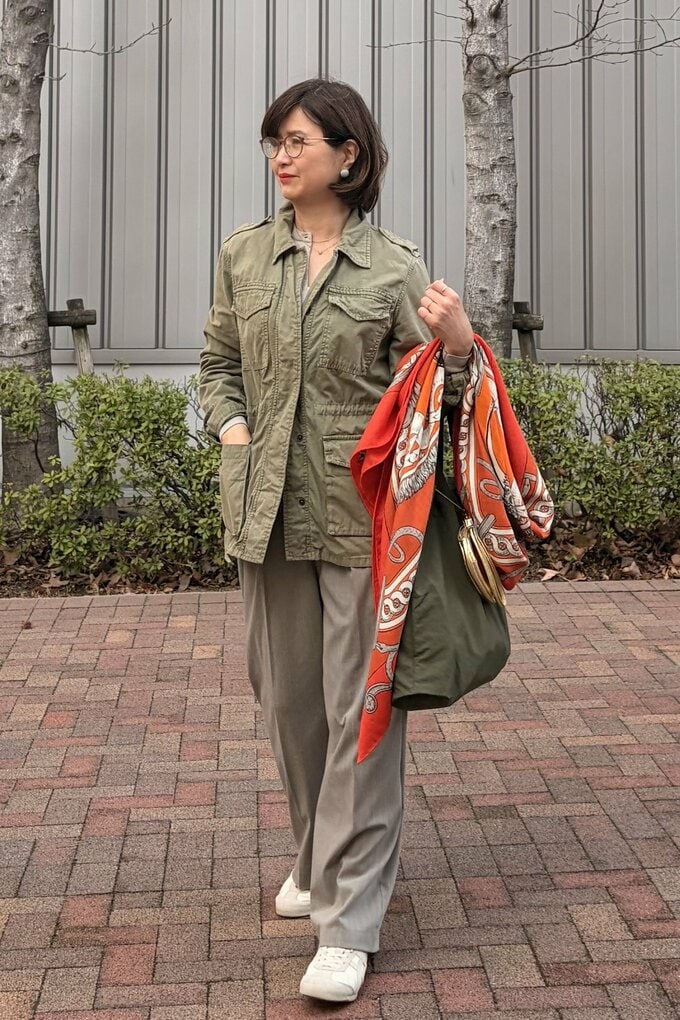 河村さんGAPミリタリージャケットコーデ3