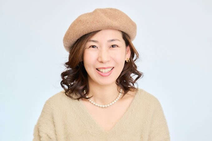 ベレー帽のかぶる位置