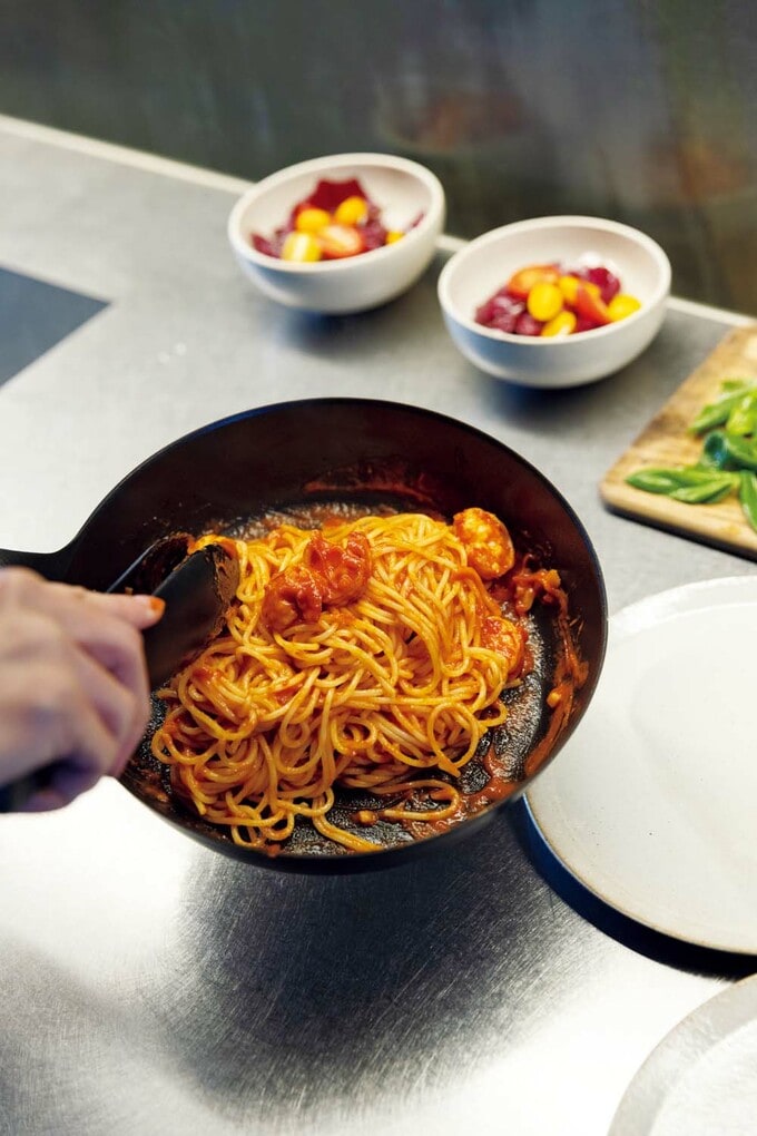 エビのトマトソースパスタ