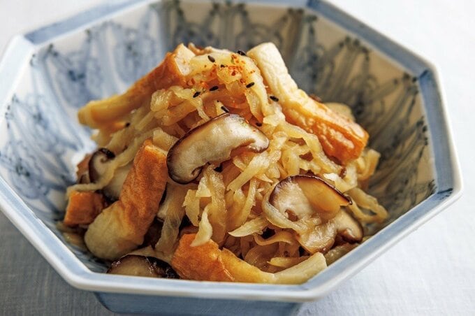 器に盛られた切り干し大根の田舎煮