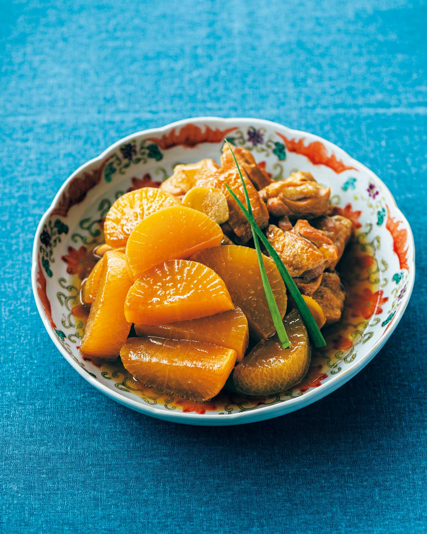 大根に味がしみしみ。うま味凝縮の「中華風・鶏大根」レシピ | ESSEonline（エッセ オンライン）