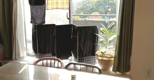 冬の乾燥対策も。タオルスタンドを100均ワイヤーネットで簡単DIY