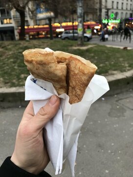 2月2日はクレープの日！フランスの伝統イベント「シャンデレール」とは？