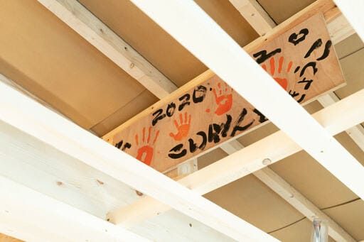 天井裏の手形板