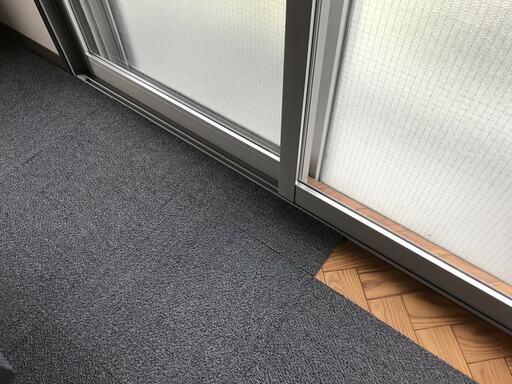 タイルカーペット