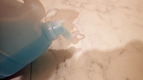 業務用ボトル専用の小分けキャップ