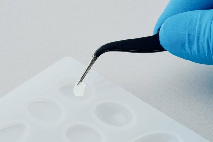 シェルパーツを入れる