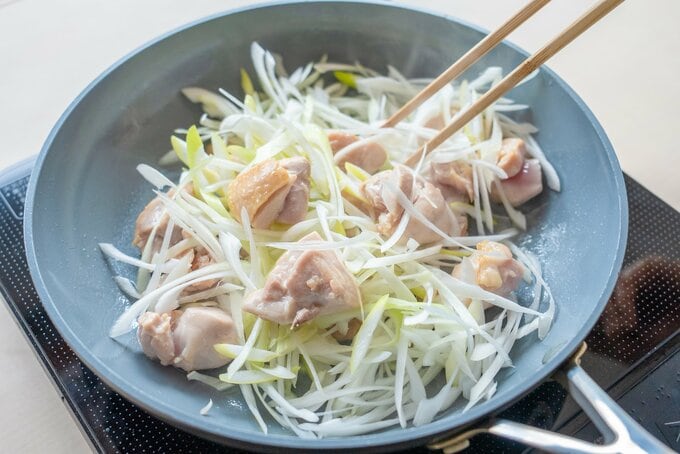長ネギと鶏モモの炒め