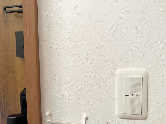 玄関照明のスイッチ