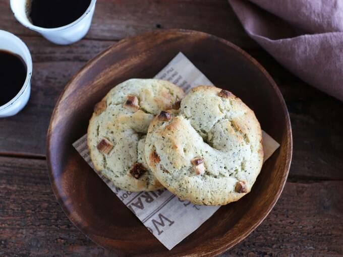 紅茶とホワイトチョコスコーン
