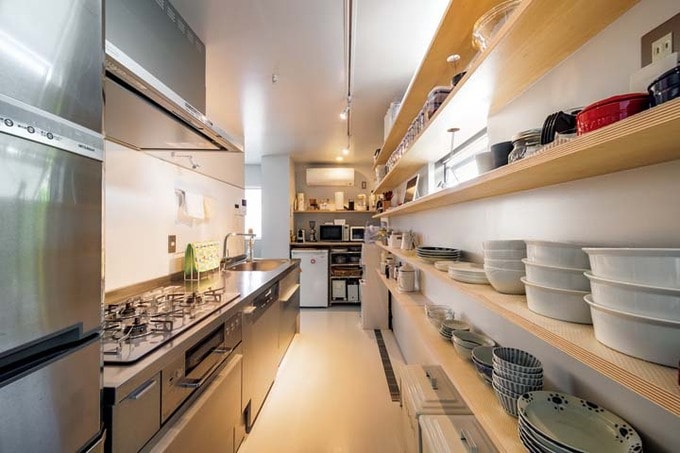 キッチンとオープン棚