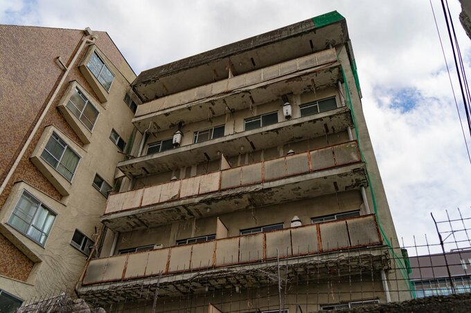 古いマンション