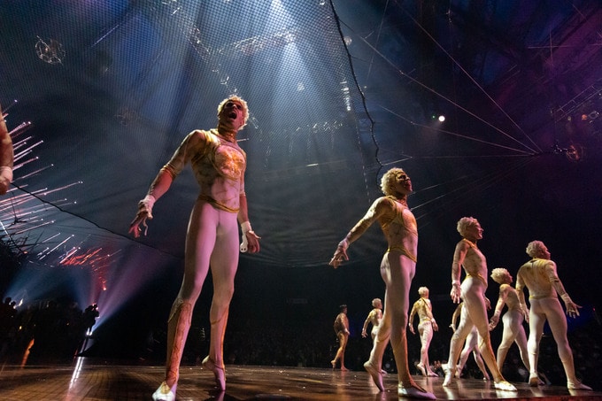 フライング・トラビス