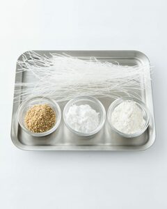 水分を吸う素材やとろみのつく調味料を活用する