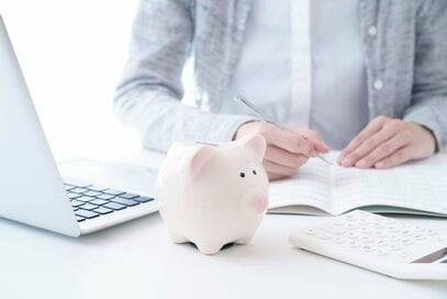 高齢出産の場合、教育資金と老後資金は「同時貯め」が原則。住宅ローンの見直しも