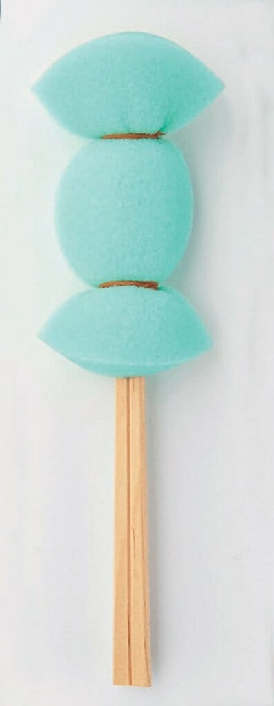 スポンジ＋割り箸で！狭い場所の汚れに有効なスポンジ棒