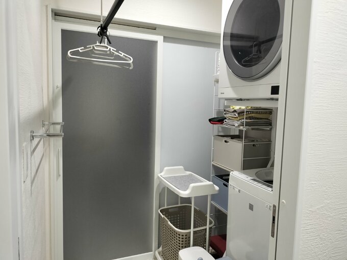 洗濯機と乾燥機があるランドリースペース
