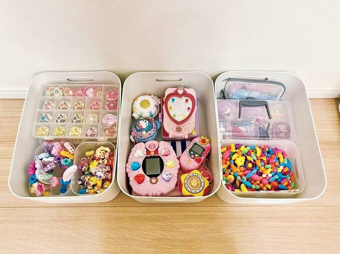 ケースにオモチャ