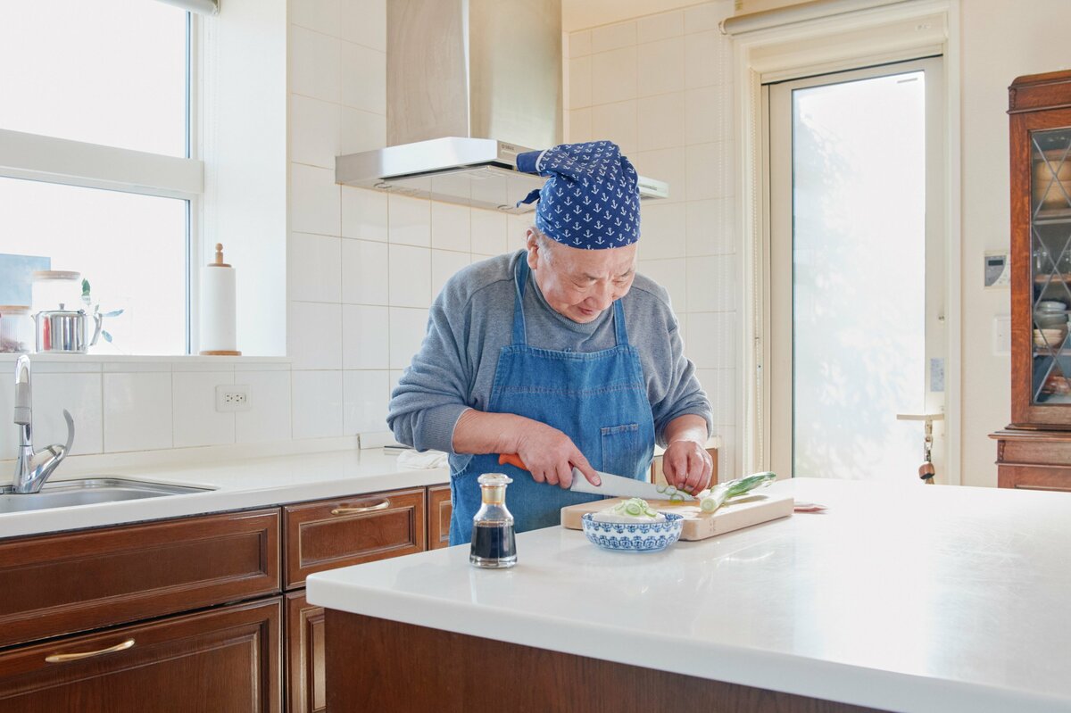 90歳・料理研究家の「キッチンがすっきり片づく」習慣。長年愛用して