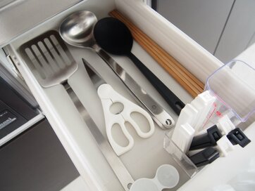 「捨てて後悔…」を防ぐ。家がキレイな人が“ものを手放す前”にしている5つのこと