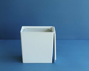 ポリプロピレンごみ箱・角形・袋止め付／小（約3L）