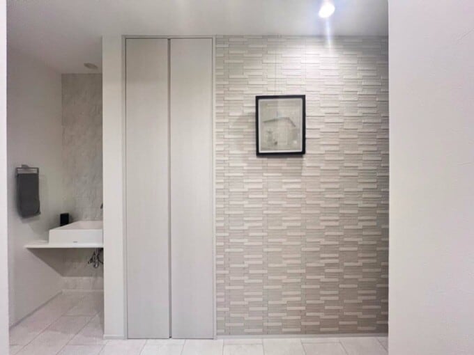 玄関のセンサーライト