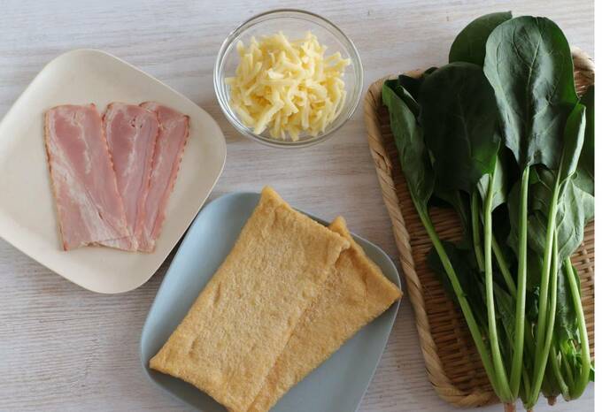 ベーコンやホウレンソウなど