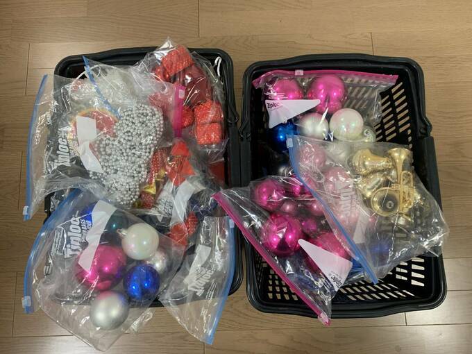 レジカゴにジップロックを収納