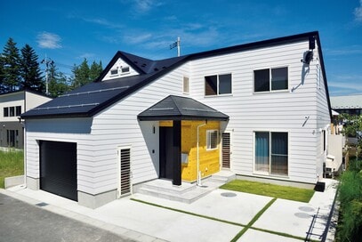 住宅の外装材の機能に注目。耐久性やセルフクリーニングでいつまでも美しく