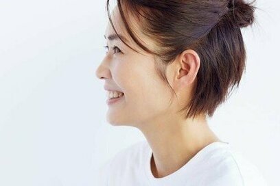 40代からは「小顔」に見えればなんとかなる。メイク＆ヘアでお手軽リフトアップ