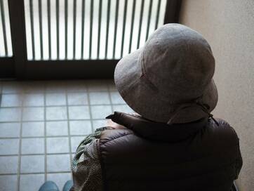自宅で亡くなった妻を1週間放置…。2人暮らしの高齢夫婦の身に起きたこと