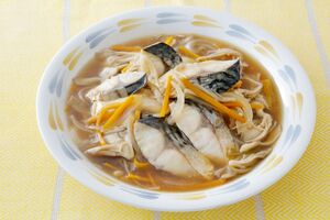 ノルウェー塩さばの秋の味覚キノコたっぷりあんかけ