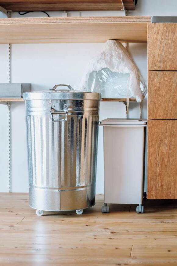 ダストボックス