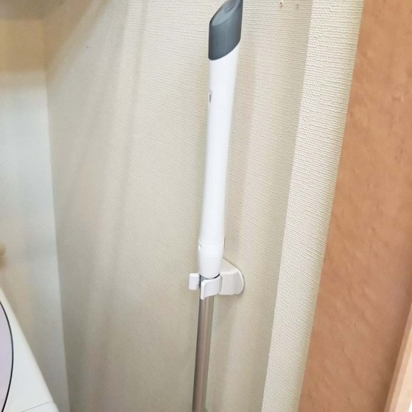 モップなどを収納する