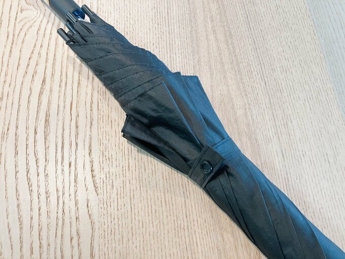 スナップボタン