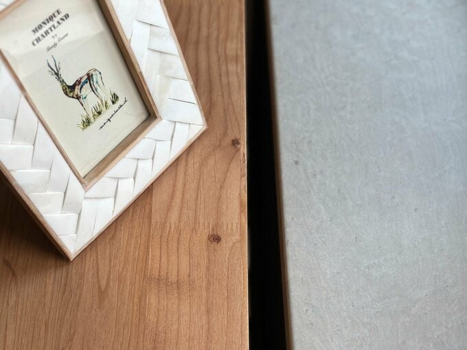 家具と壁のすき間