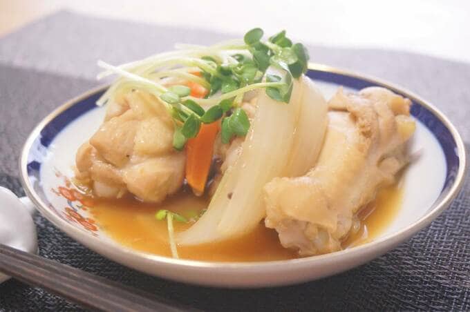 完成した手羽元のおかず