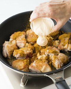 マヨネーズをたっぷり使ってコクうまに!