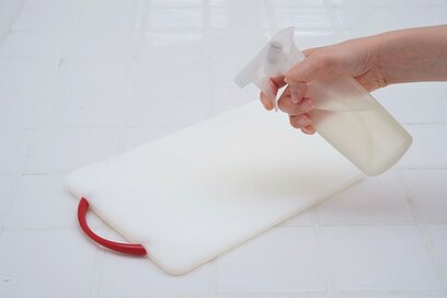 掃除から料理まで幅広く使える「ハーブビネガー」。酢とハーブで手づくりしてみませんか